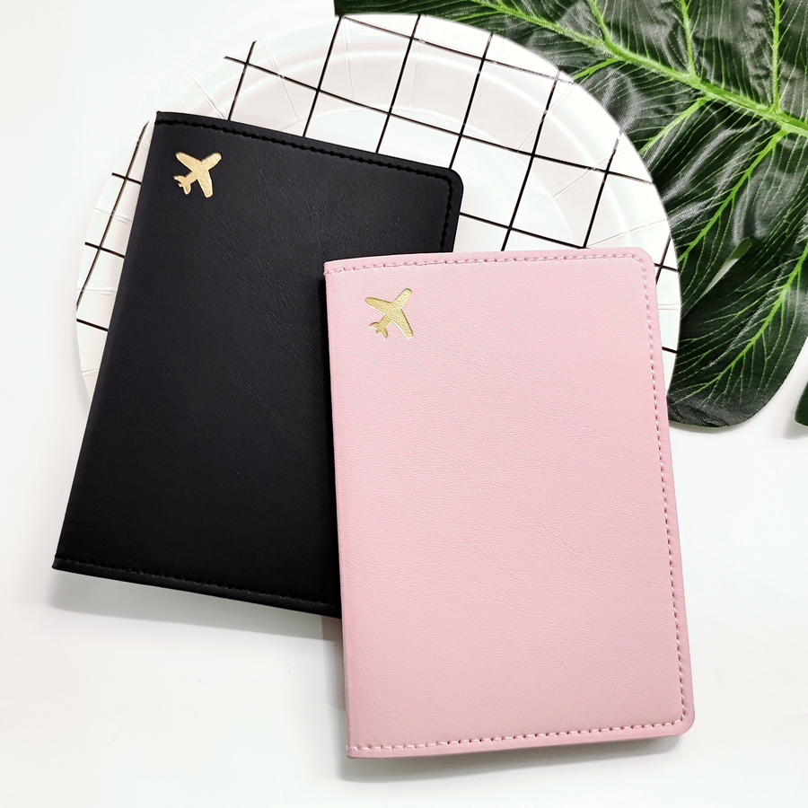 Travel Accessories On Plane - 2 個セット恋人や姉妹 PU レザー飛行機パスポートカバーケースホルダートラベルアクセサリー軽量財布女性男性