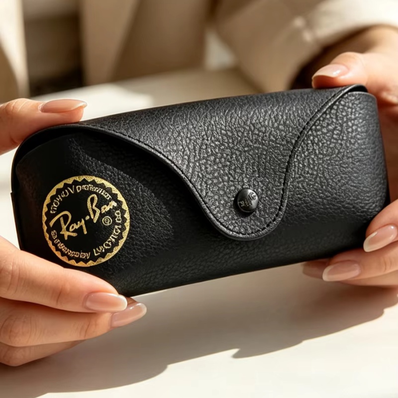 レイバン レザーサングラスケース ポータブルスナップポーチ  - Travel Accessories Pouch For Men のレビューと価格