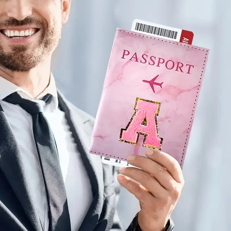 ピンクのPUレザーパスポートホルダー、刺繍ラベル付き、チケッ - Travel Accessories Pink のレビューと価格